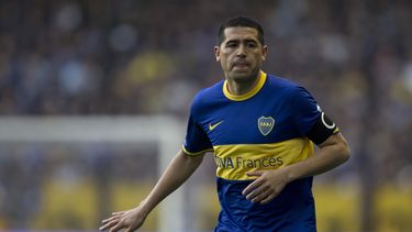 americateve | El jugador de Boca Juniors, Juan Rom&aacute;n Riquelme, gesticula en un partido contra Quilmes el domingo, 29 de septiembre de 2013, en Buenos Aires. (AP Photo/Eduardo Di Baia)