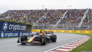 El holandés Max Verstappen de Red Bull compite en la calificación el sábado 17 de junio del 2023 al Gran Premio de Canadá en Montreal. (Christinne Muschi/The Canadian Press via AP)