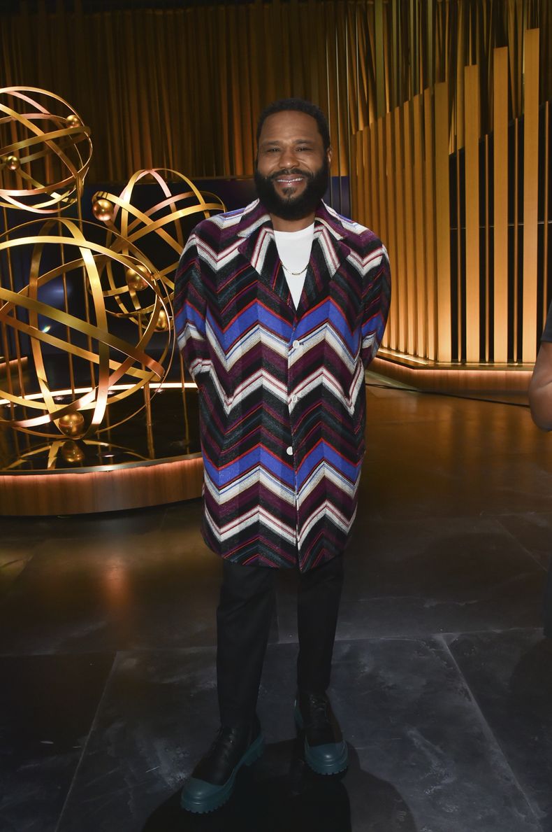 Anthony Anderson posa en una presentación para prensa de la 75a edición de los Premios Emmy el 12 de enero de 2024, en Los Angeles. Los premios a lo mejor de la televisión se entregarán el lunes. (Foto Richard Shotwell/Invision/AP)
