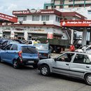 Gasolina hasta 1.300 pesos por litro: el mercado negro se dispara ante el colapso energético en Cuba Gasolina hasta 1.300 pesos por litro: el mercado negro se dispara ante el colapso energético en Cuba