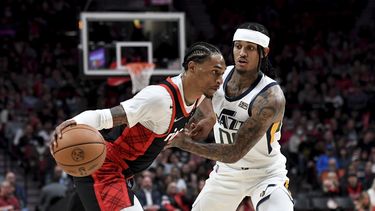 Jazz derrotan a Blazers 111-80, terminan 5tos en el oeste