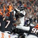 Hubbard y la defensiva le dan triunfo a Bengals ante Ravens