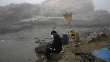 Perú: 25 playas con petróleo tras siete meses desde derrame