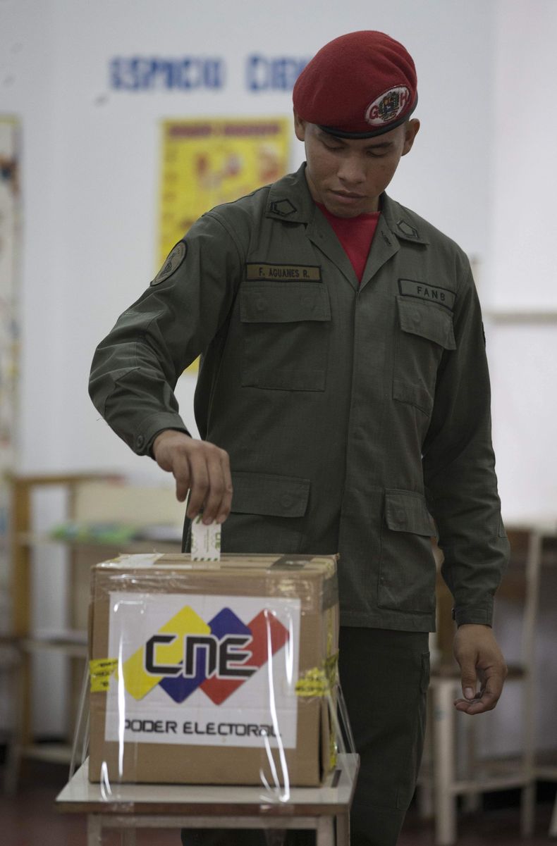 AMS-GEN_VENEZUELA-CRISIS_EN_CUARTELES-0.jpg