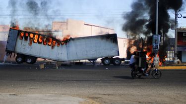 la violencia golpea sinaloa tras el arresto de ovidio guzman