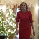 La primera dama Jill Biden llega a un evento en la Sala Este de la Casa Blanca, en Washington, el lunes 2 de diciembre de 2024. (AP Foto/Susan Walsh)
