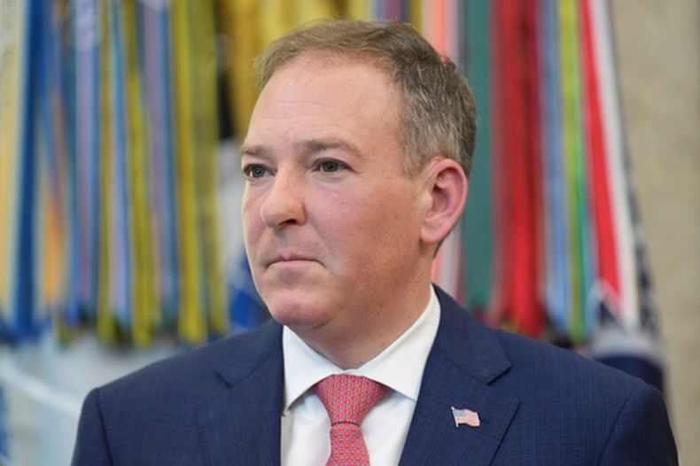 El administrador de la Agencia de Protección Ambiental de Estados Unidos, Lee Zeldin, en el Despacho Oval en la Casa Blanca en Washington, el 29 de junio del 2026. (AP foto/Jacquelyn Martin)