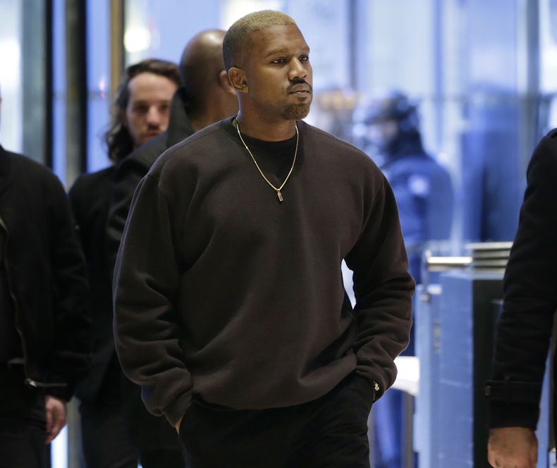 ESP-CEL_KANYE_WEST-TRUMP-2.jpg