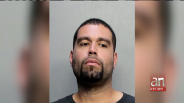 captado en camara un hombre de hialeah robando paquetes frente a las casas