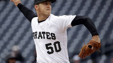 Yanquis adquieren a Taillon en canje con Piratas