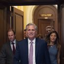 Proponen a republicanos para investigar asalto al Capitolio