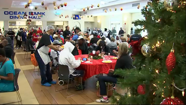 camillus house implementa cambios en su tradicional comida de accion de gracia