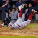 Medias Rojas se recuperan y vencen 5-4 a Yanquis