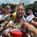 Pide la esposa de Leopoldo López ayuda internacional