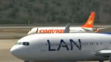 americateve | Las líneas aéreas en Venezuela enfrentan la peor crisis en la historia de ese país tras la deuda que mantiene el régimen de Maduro que supera los tres mil 500 millones de dólares.