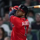 Albies aporta doble y Bravos se imponen a Marlins