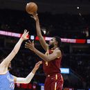 Cavaliers superan a Clippers en tiempo extra