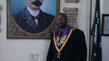 el gran maestro de la logia de cuba no regresa a la isla tras viajar a mexico