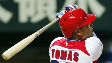 la federacion cubana quiere a yasmani tomas para los centroamericanos, pero aun no puede jugar con industriales