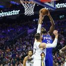 Los 76ers superan a Pelicans, Williamson se lesiona