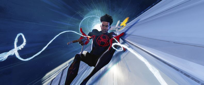 En esta imagen proporcionada por Sony Pictures Animation, Miles Morales como Spider-Man, con la voz de Shameik Moore, en una escena de la película de Columbia Pictures y Sony Pictures Animation Spider-Man: Across the Spider-Verse. (Sony Pictures Animation vía AP)