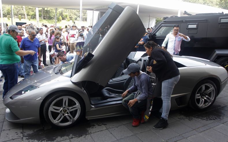 REP-GEN_MEXICO-SUBASTA_DE_AUTOS-0.jpg