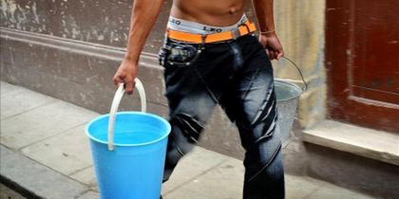 El régimen anuncia más "medidas para el ahorro de agua".