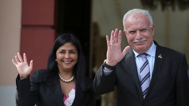 Maduro y el canciller palestino firman acuerdos