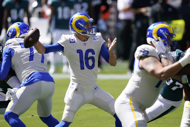 DEP-NFL_RAMS-EAGLES-0.jpg