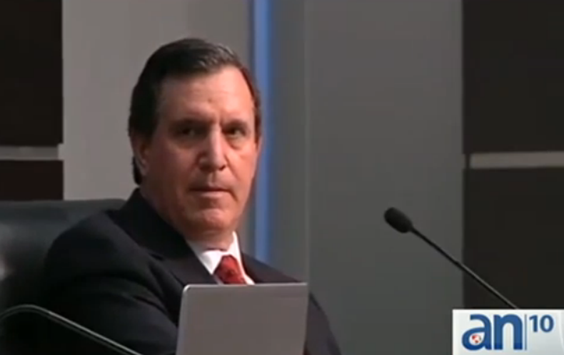 Joe Carollo entabló una demanda contra la ciudad del Doral, su alcalde y dos concejales.