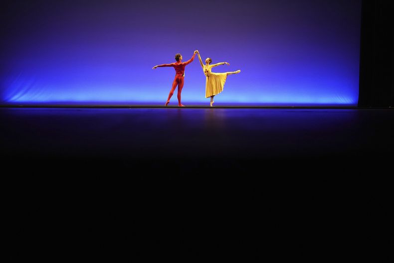 Bailarines ensayan para la próxima producción de Despertares en el Auditorio Nacional de la Ciudad de México, el viernes 29 de agosto de 2025. (Foto AP/Eduardo Verdugo)