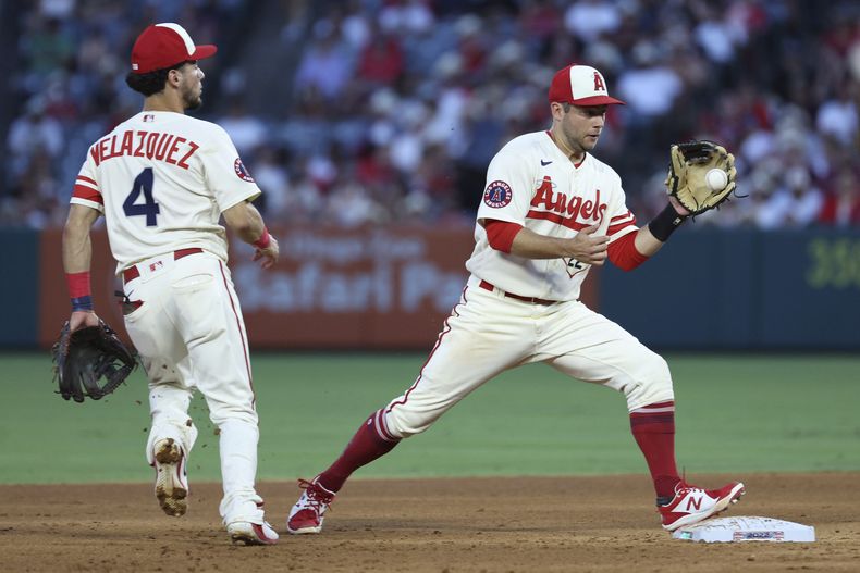 DEP-BEI ASTROS-ANGELINOS