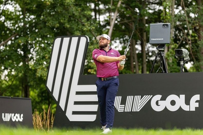 Tyrrell Hatton durante el torneo de LIV Golf, el 23 de agosto de 2025, en Plymouth, Michigan. (Scott Taetsch/LIV Golf vía AP)