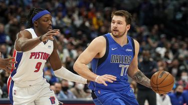 Doncic aporta 33 puntos y 11 asistencias a triunfo de Mavs