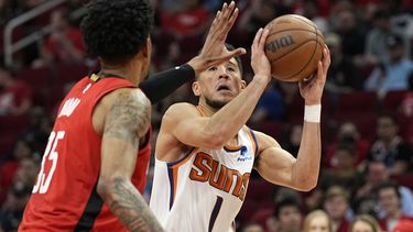 Booker anota 36; Suns, líderes de NBA, vencen a Rockets