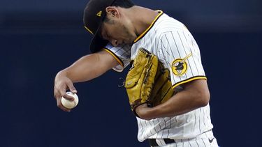 Darvish brilla, los Padres ganan a Diamondbacks 4-1