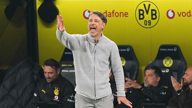 Niko Kovac, técnico de Borussia Dortmund, durante el partido contra Werder Bremen en la Bundesliga, el viernes 9 de octubre e 2026, en Dortmund. (AP Foto/Martin Meissner)