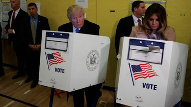 asi botaron los candidatos a la presidencia hillary clinton y donald trump