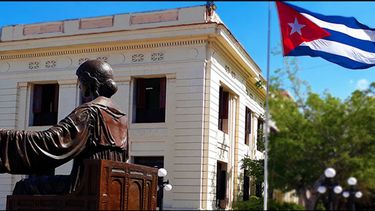 seguridad del estado tras autor de carteles opositores en universidad de la habana