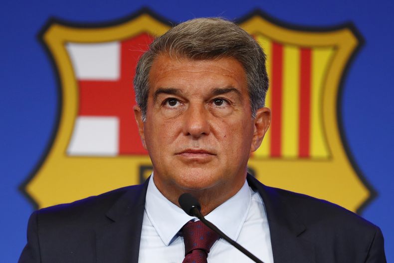 DEP-FUT BARCELONA-ESCÁNDALO ÁRBITROS