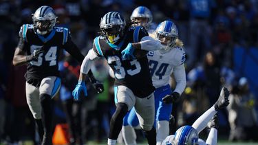 De la mano de Foreman, Panthers superan 37-23 a Lions