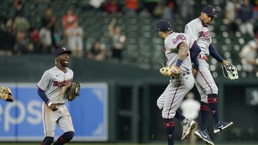 De la mano de Paddack y Correa, Mellizos superan a Orioles