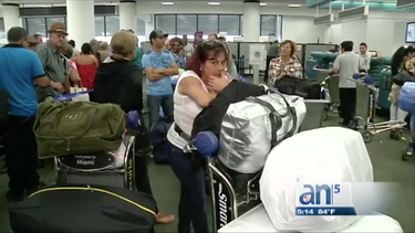 pasajeros con destino a cuba varados por 2 dias en miami