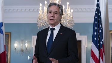 El secretario de Estado Antony Blinken habla con la prensa tras una reunión bilateral con el canciller panameño Javier Martínez Acha en el Departamento de Estado en Washington, el miércoles 17 de julio de 2024. ( AP Foto/Jose Luis Magana)