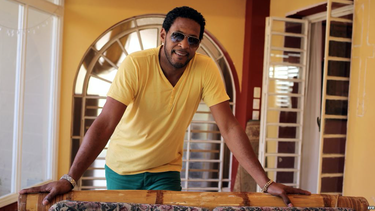 no me diga que cuba es pobre: javier sotomayor a un periodista espanol