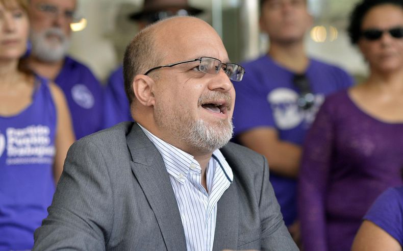 El portavoz alterno en el Senado por el Movimiento Victoria Ciudadana (MVC), Rafael Bernabe.