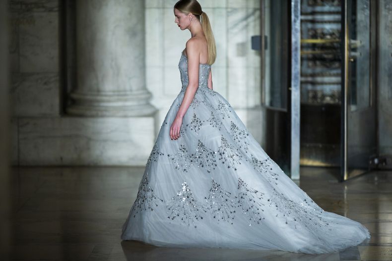 ESP-GEN_NY_MODA-OSCAR_DE_LA_RENTA-0.jpg