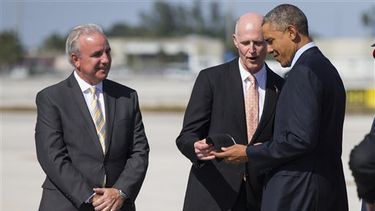 Presidente Barack Obama, conversó con el gobernador de Florida Rick Scott y el alcalde de Miami Carlos Giménez.
