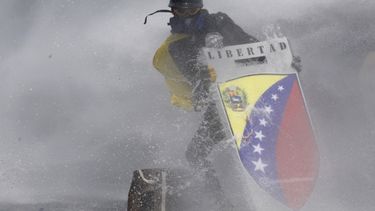 americateve | AMS-GEN_AP_EXPLICA-VENEZUELA_CRISIS_POLITICA-3.jpg