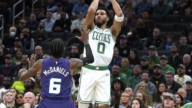 Con un gran primer periodo, Celtics aplastan a los Hornets